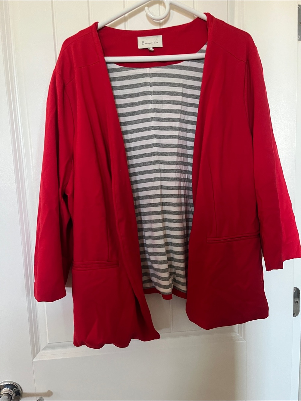 Skies Are Blue Red Open-Front Women's Cardigan